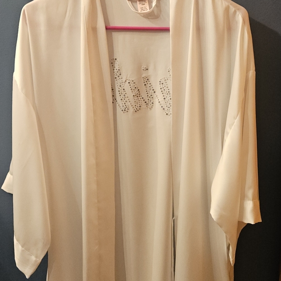 Victoria secret white bride robe - Picture 4 of 6